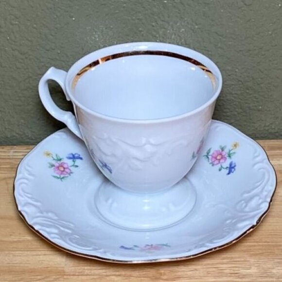 Wawel China • Floral Tea Cup & Saucer Set • Gold Trim • Made In Poland • Rare • - Picture 4 of 14